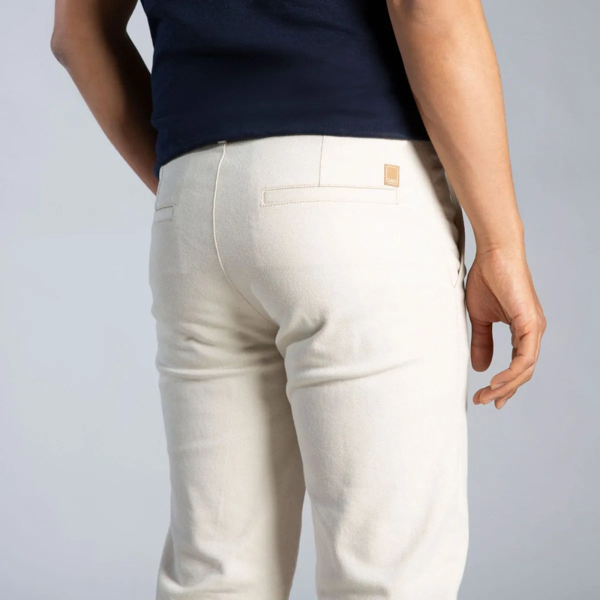 Chino Jeannot écru coupe demi slim