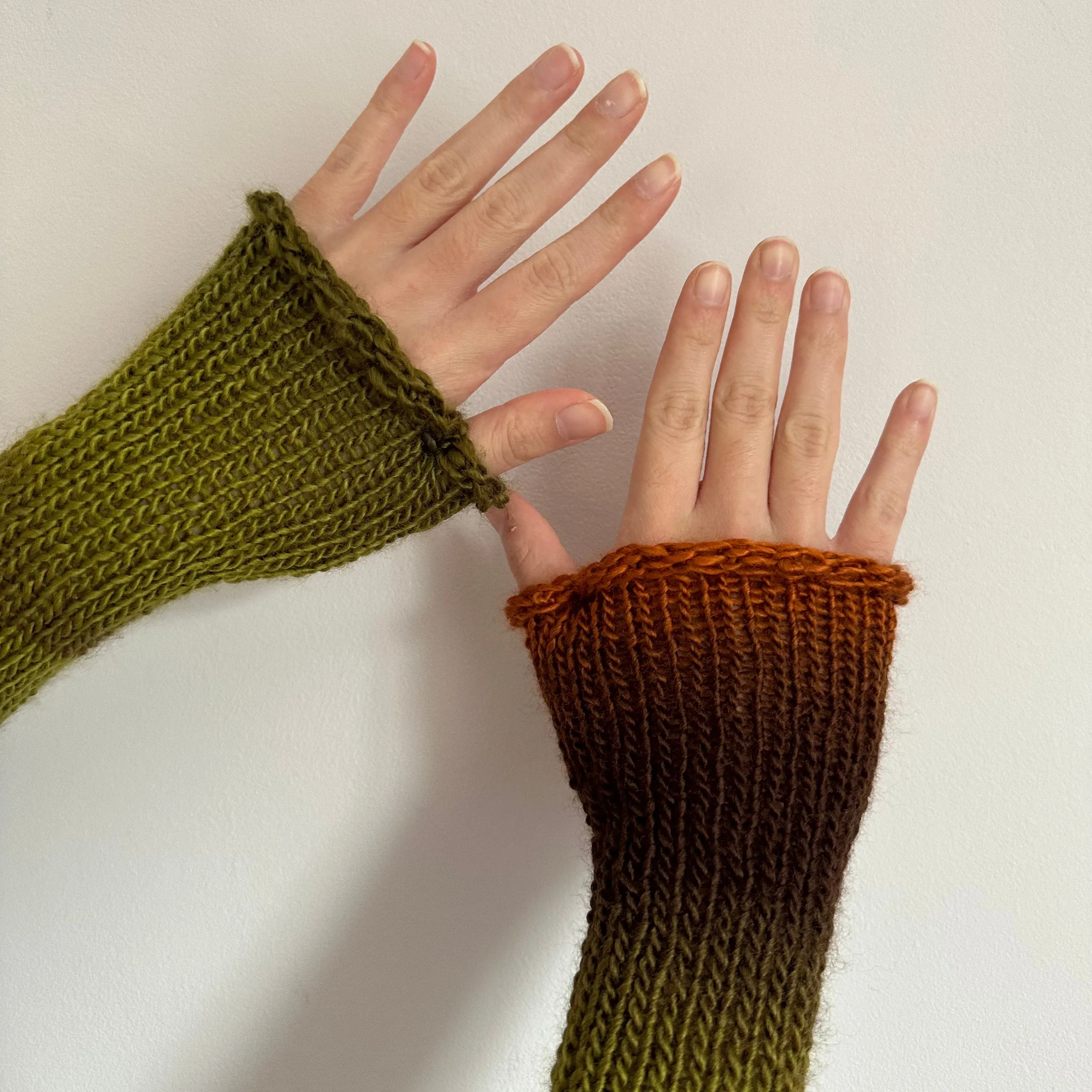 Handmade Aspen ombré knitted arm warmers