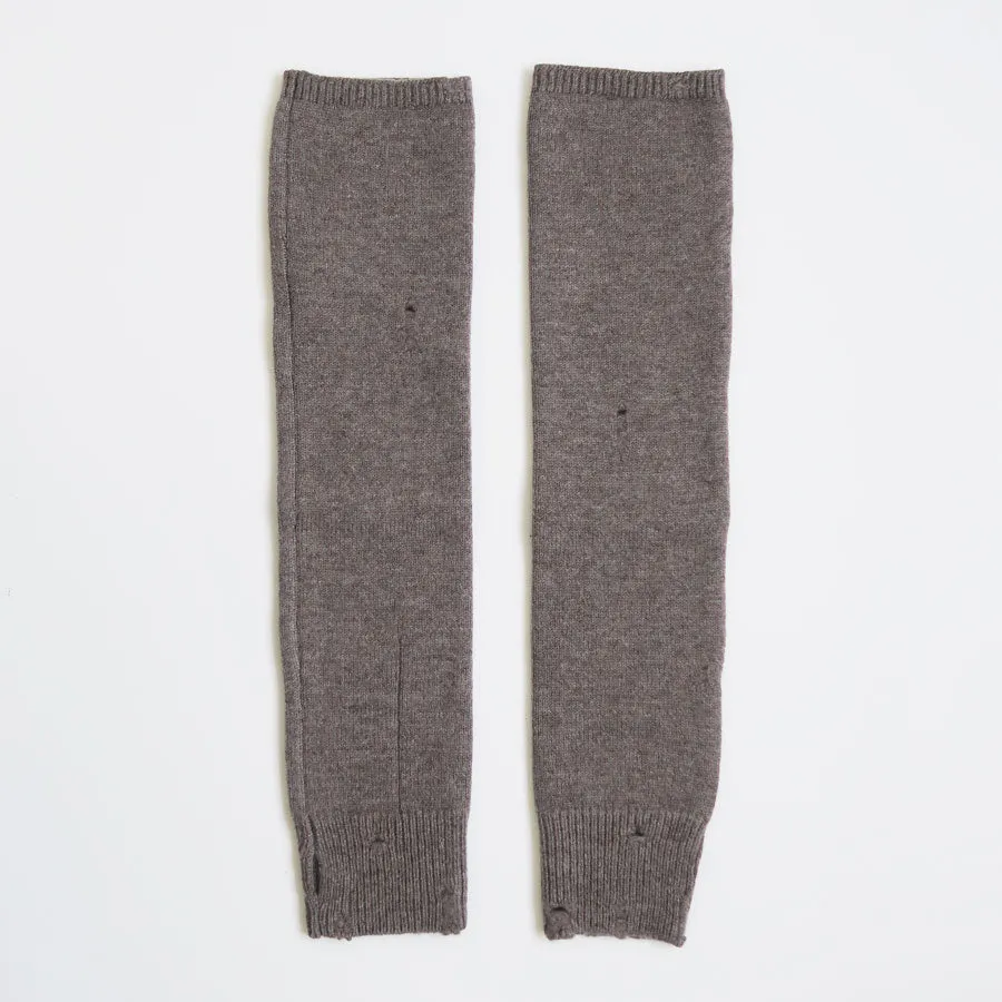 【RYU KAGA/リュウ カガ】<br>Damaged knit arm warmers <br>84RN03D