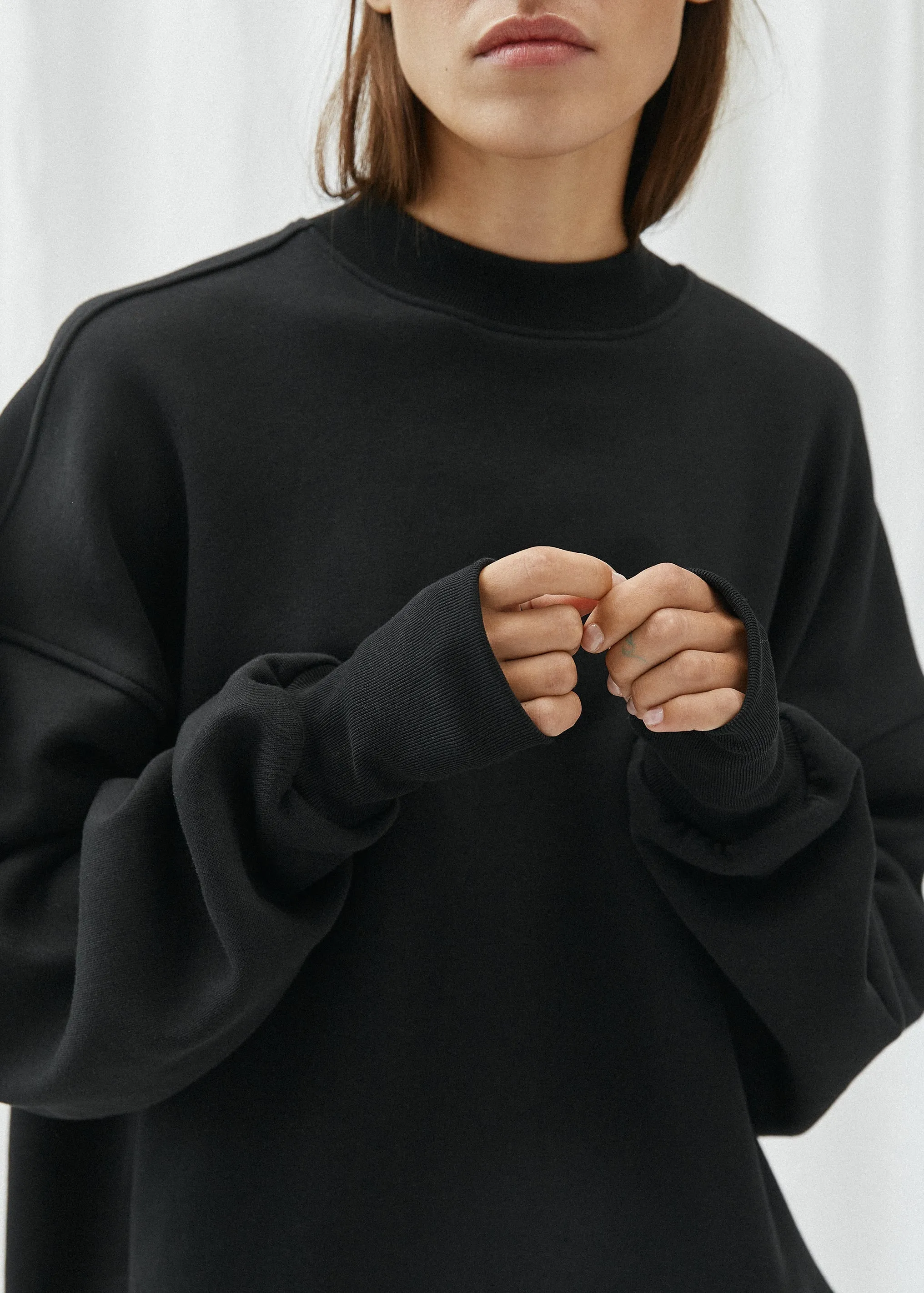 Skyla Pullover Black