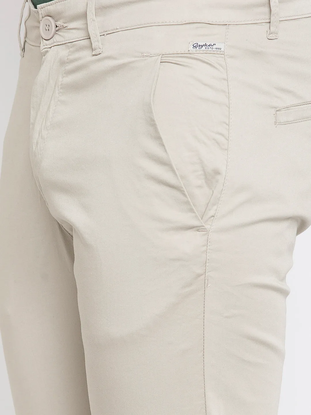 Spykar Men Beige Solid Slim Fit Chinos