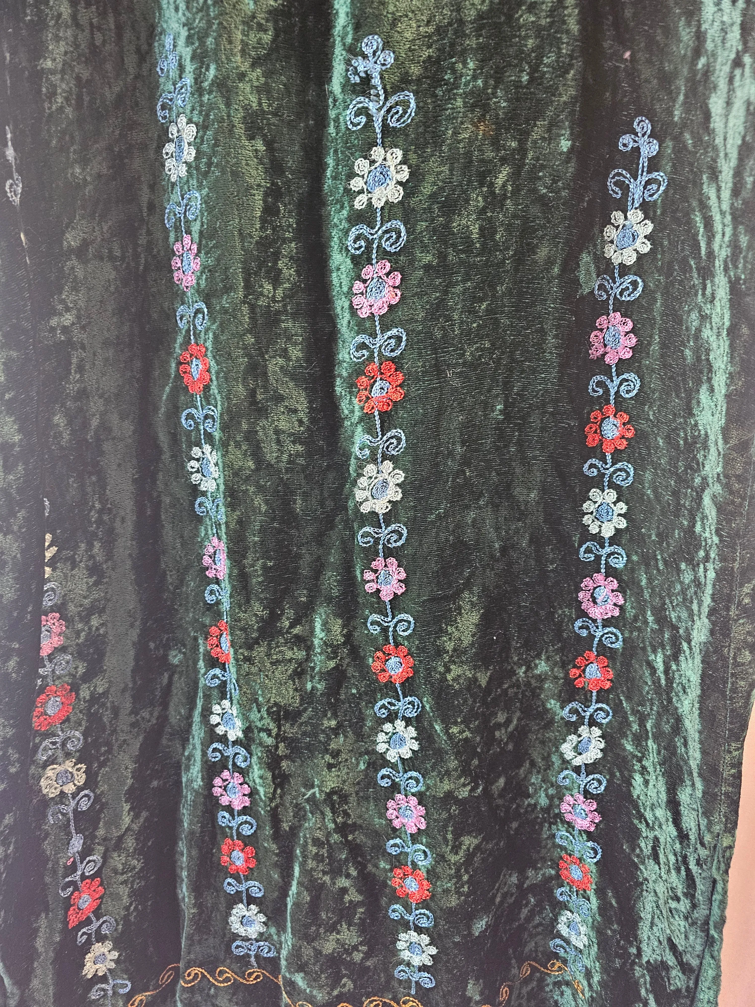 Vintage 70s Crushed Velvet Embroidered Maxi Dress Kaftan Boho 8/10